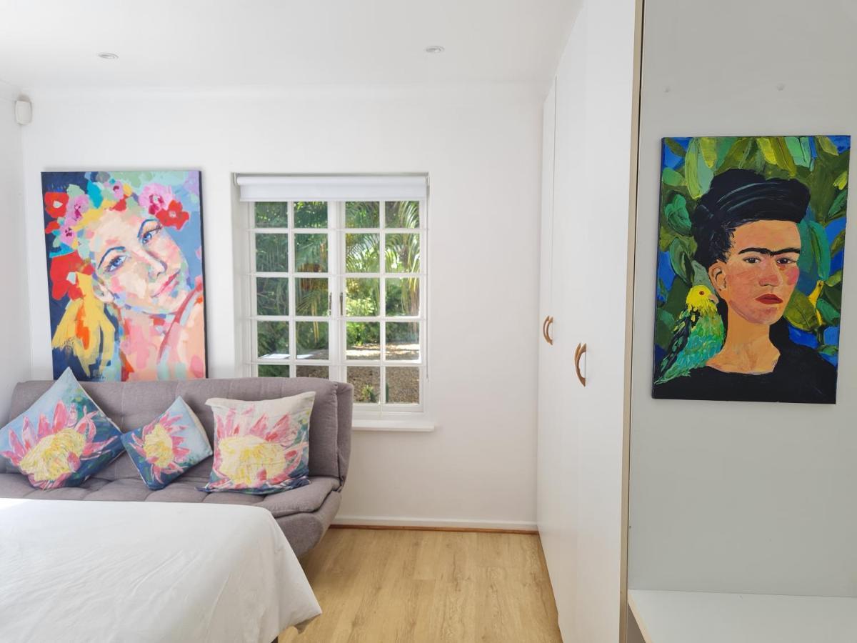 Art House Villa สเตลเลนบอช ภายนอก รูปภาพ