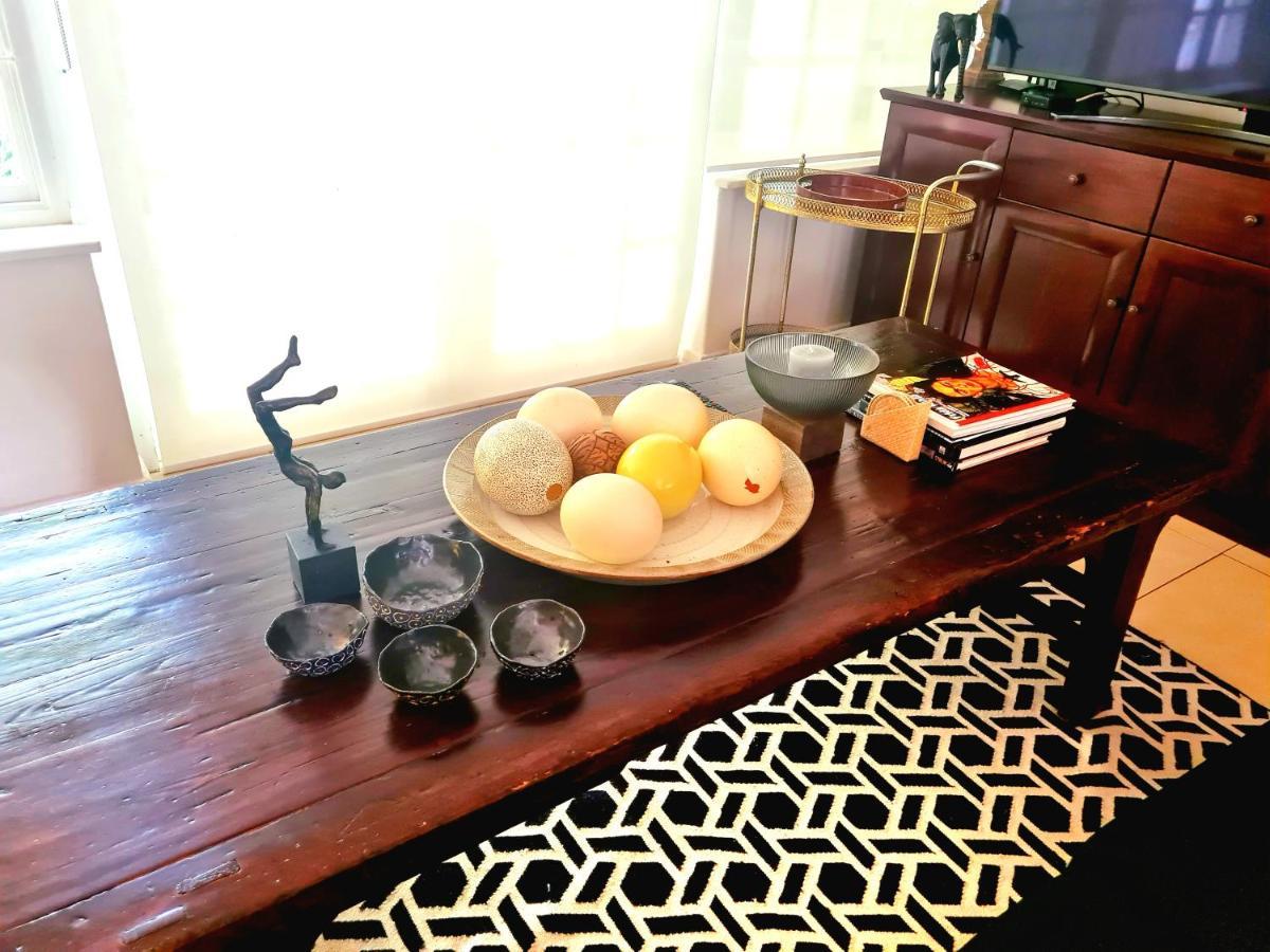 Art House Villa สเตลเลนบอช ภายนอก รูปภาพ