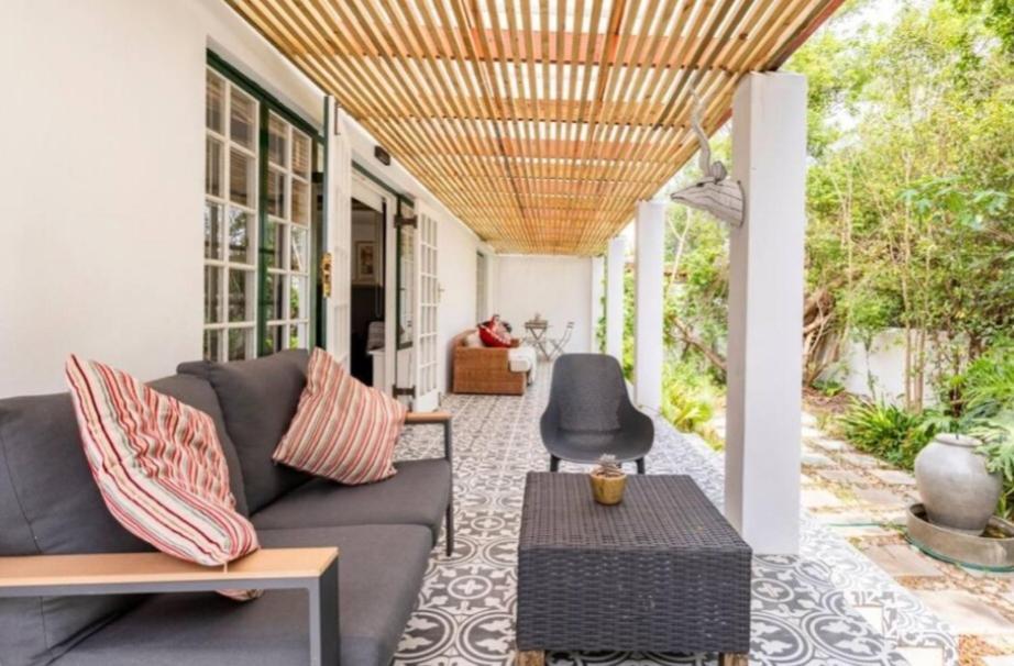 Art House Villa สเตลเลนบอช ภายนอก รูปภาพ