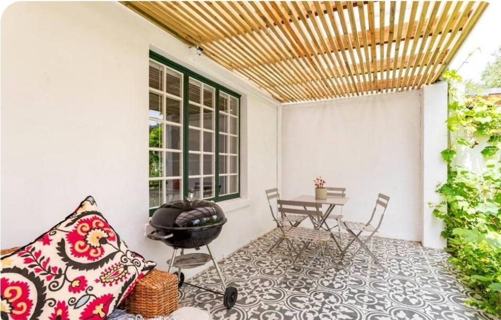 Art House Villa สเตลเลนบอช ภายนอก รูปภาพ