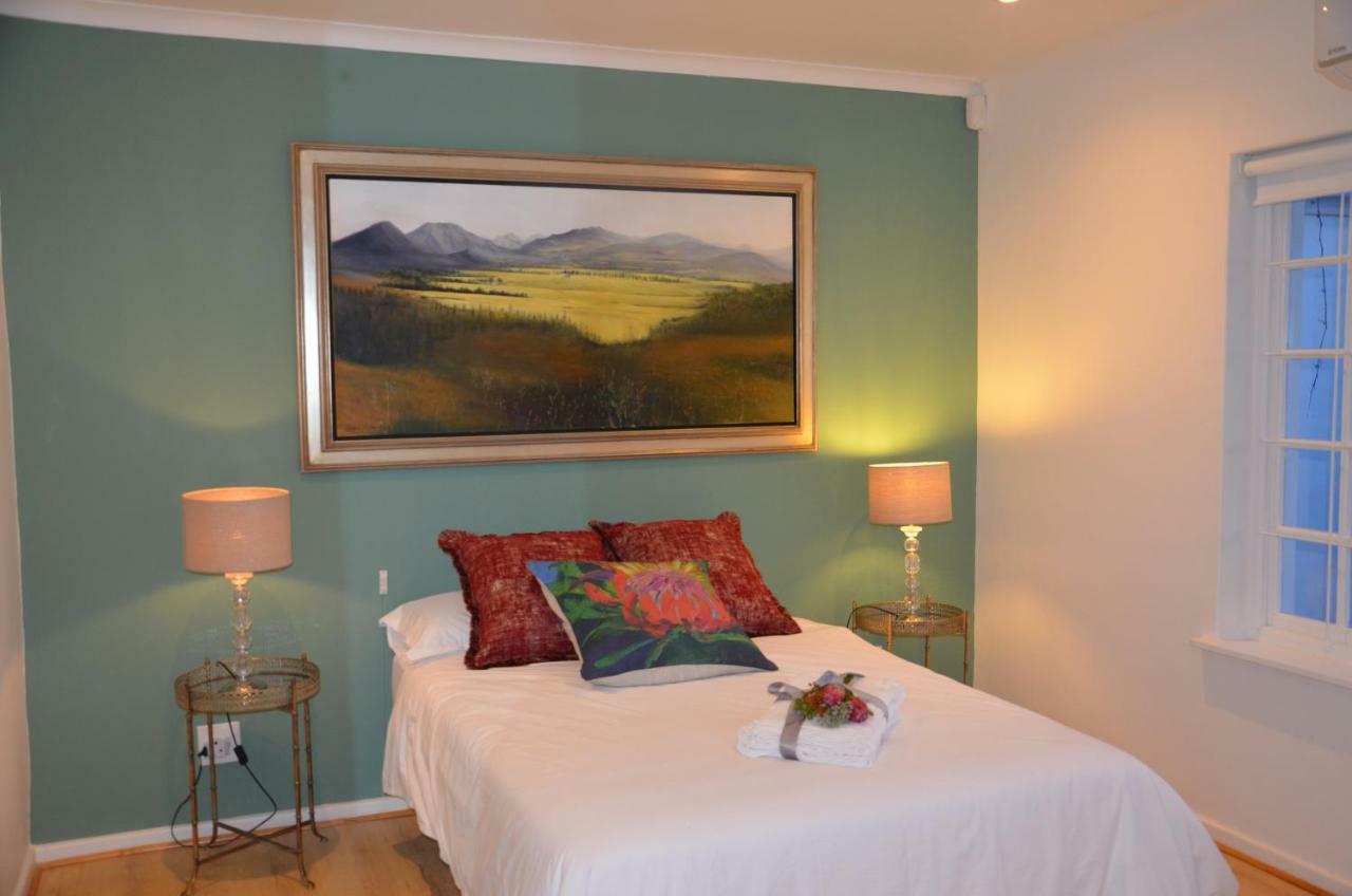 Art House Villa สเตลเลนบอช ภายนอก รูปภาพ
